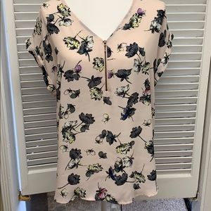 Floral V-neck Zip Front Blouse